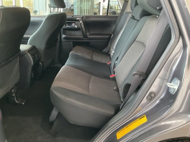 Used 2016 Toyota 4Runner image 18