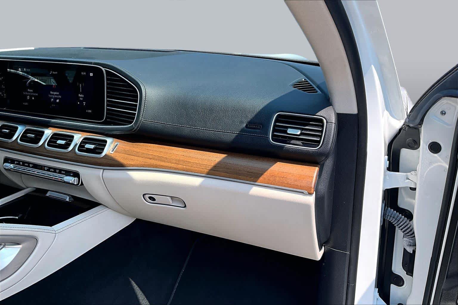 Certified 2023 Mercedes-Benz GLS 450 4MATIC image 19
