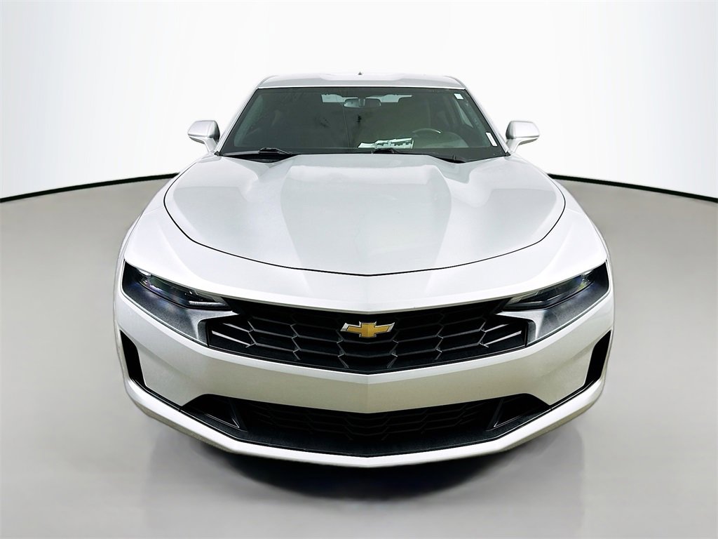 Used 2019 Chevrolet Camaro LT image 2