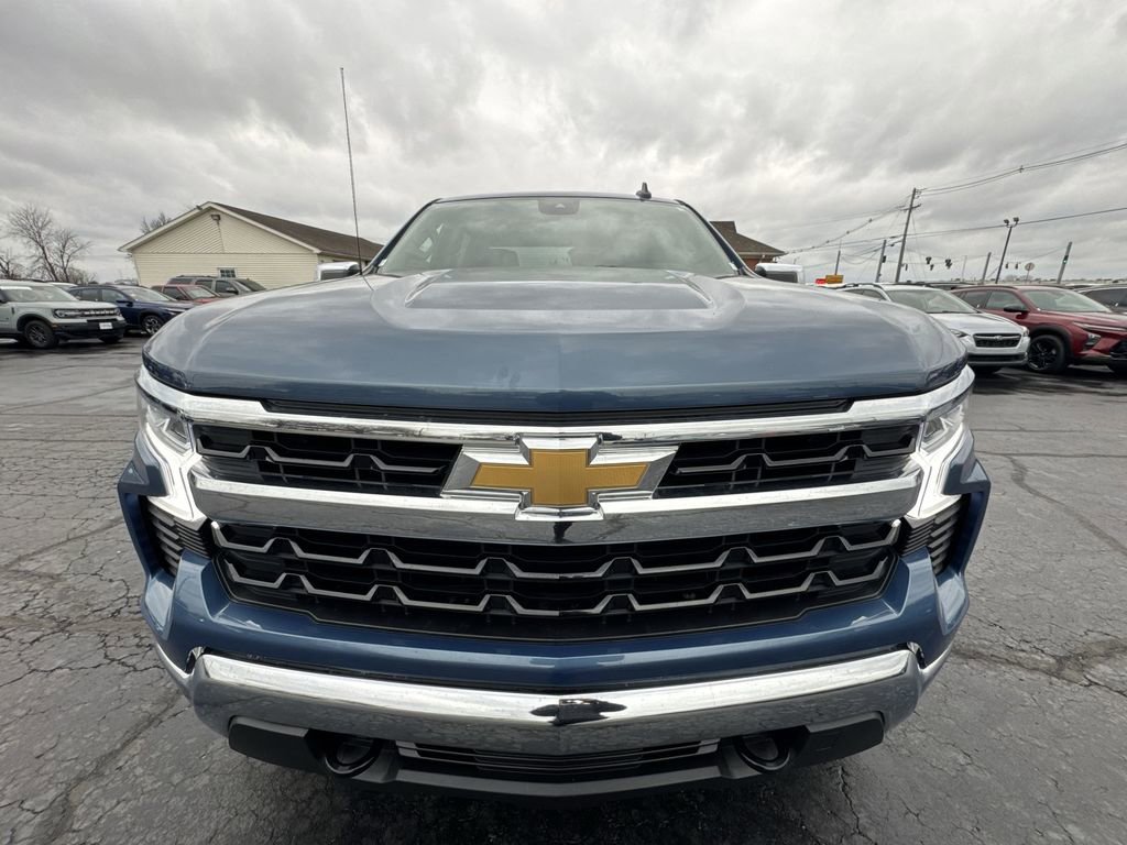 Used 2024 Chevrolet Silverado 1500 LT image 26