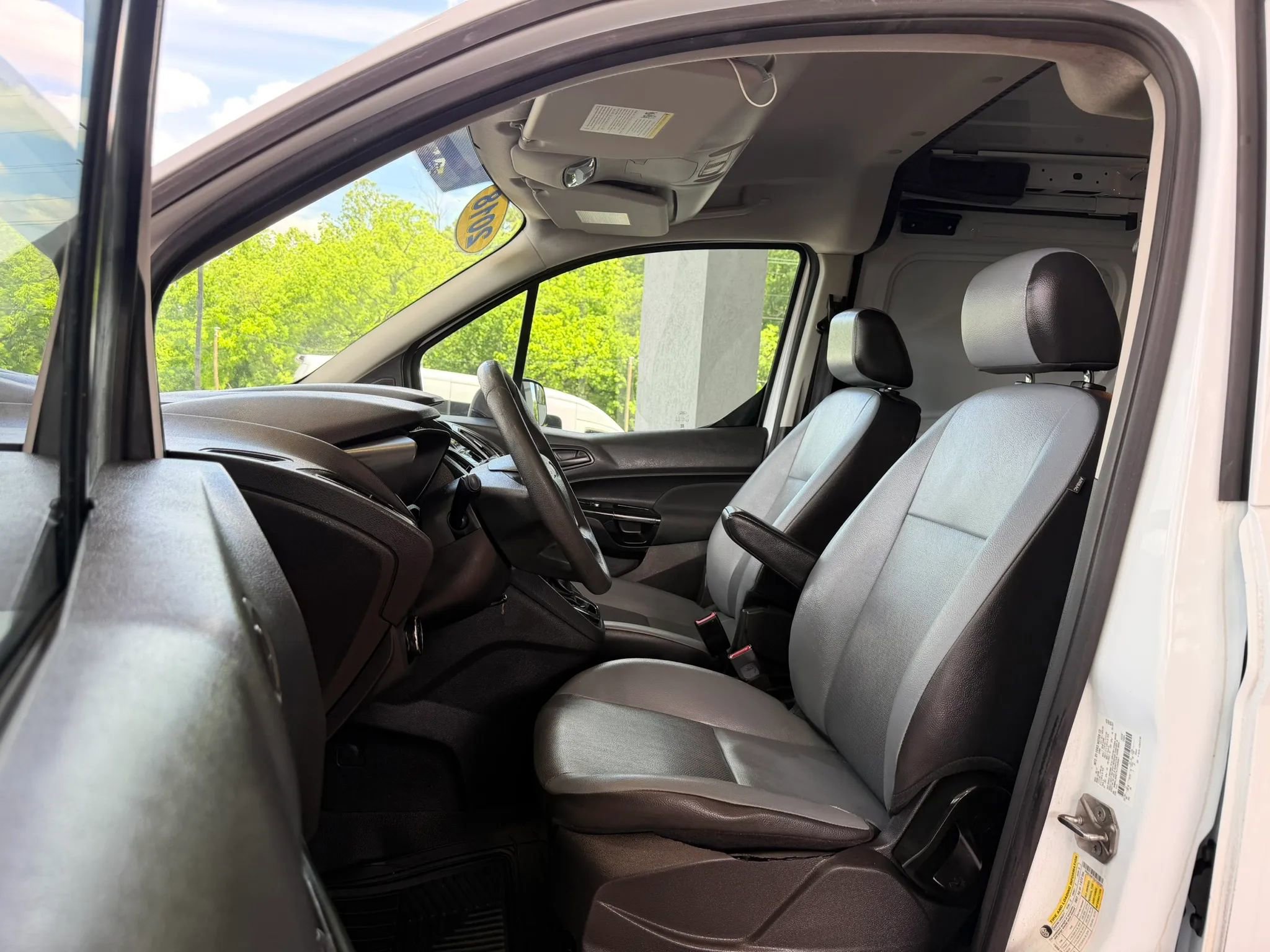 Used 2018 Ford Transit Connect XL FWD image 8