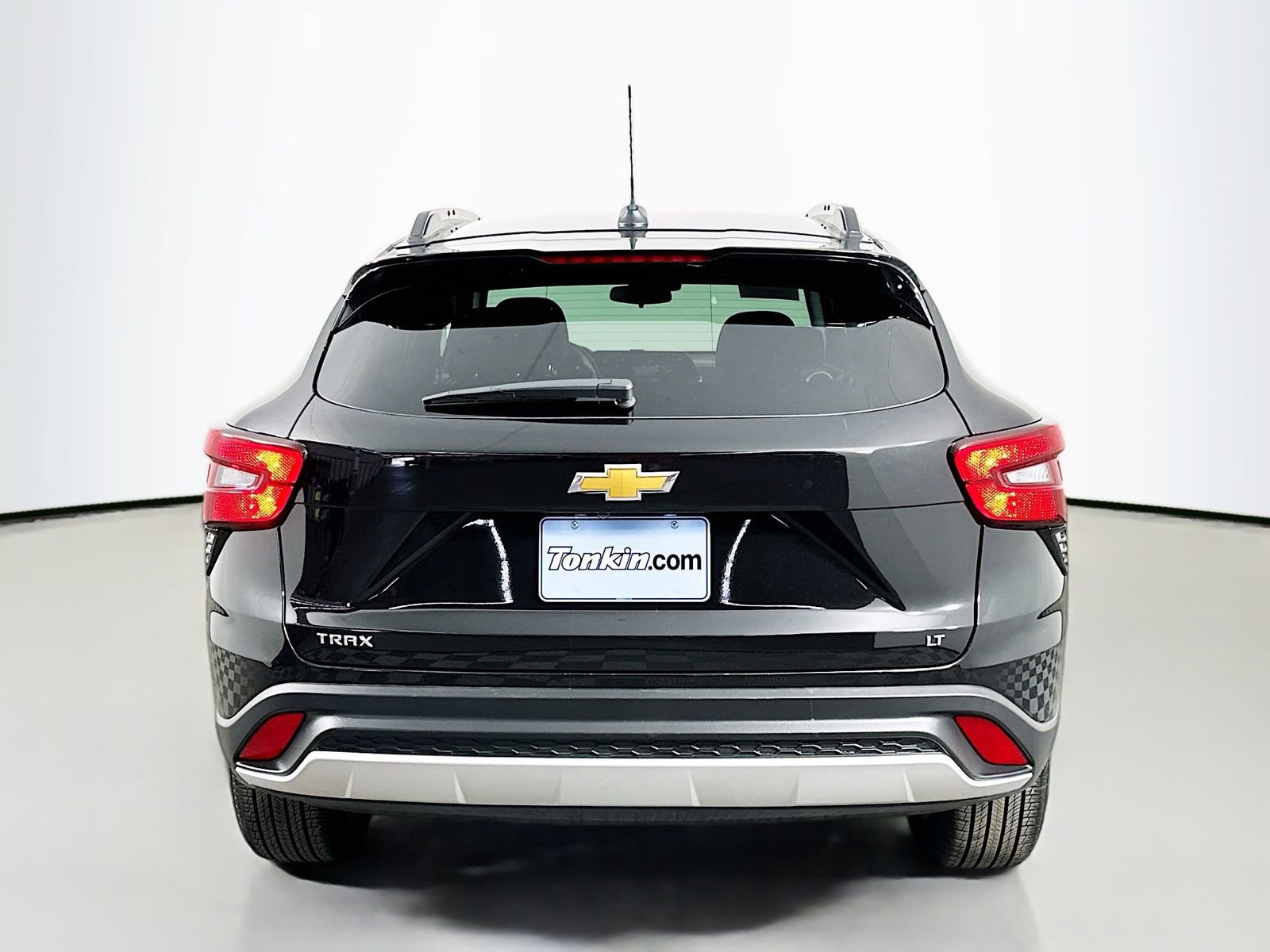 Used 2025 Chevrolet Trax LT w/ LT Convenience Package FWD image 8