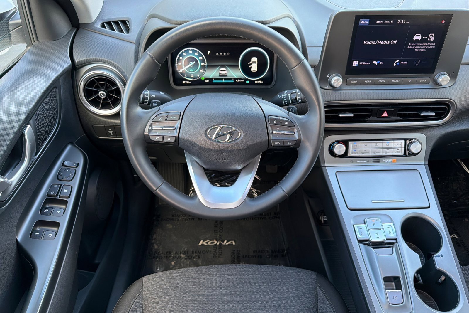 Used 2022 Hyundai Kona SEL w/ Convenience Package image 13