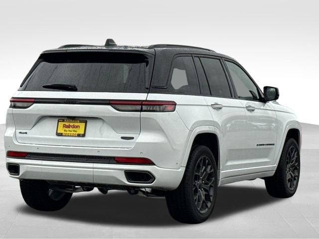 New 2025 Jeep Grand Cherokee Summit w/ Obsidian Package image 32
