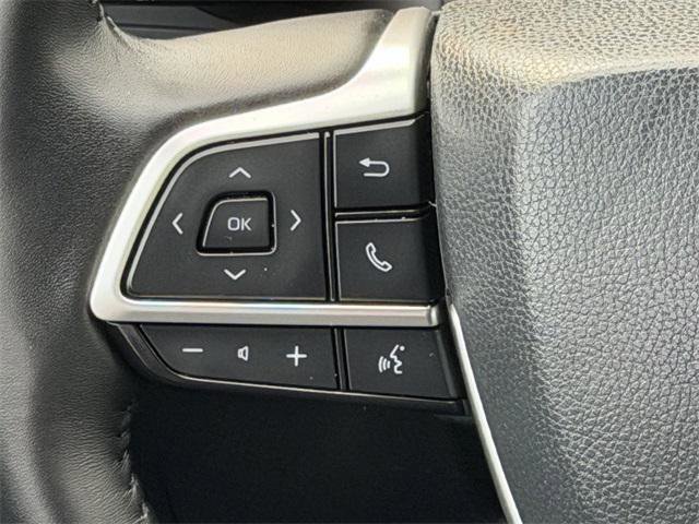 Certified 2025 Toyota Grand Highlander FWD image 12