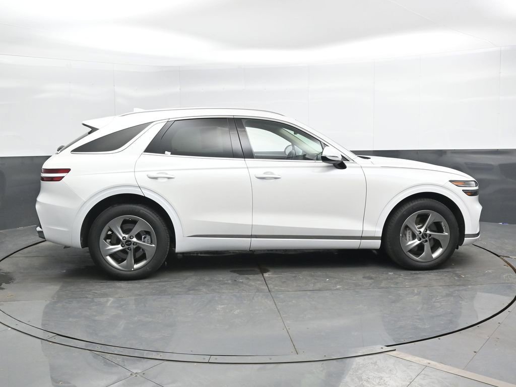 Used 2026 Genesis GV70 2.5T image 3