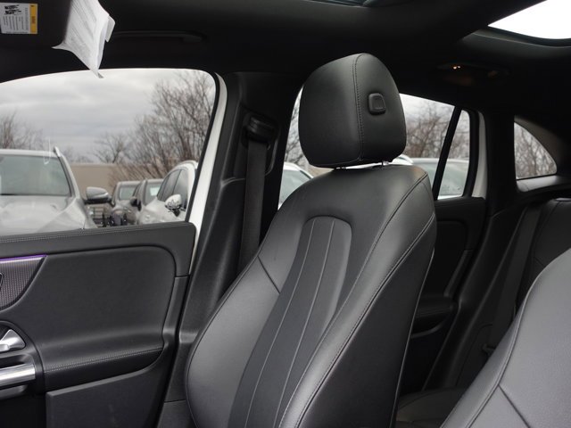 Certified 2022 Mercedes-Benz GLA 250 4MATIC image 13