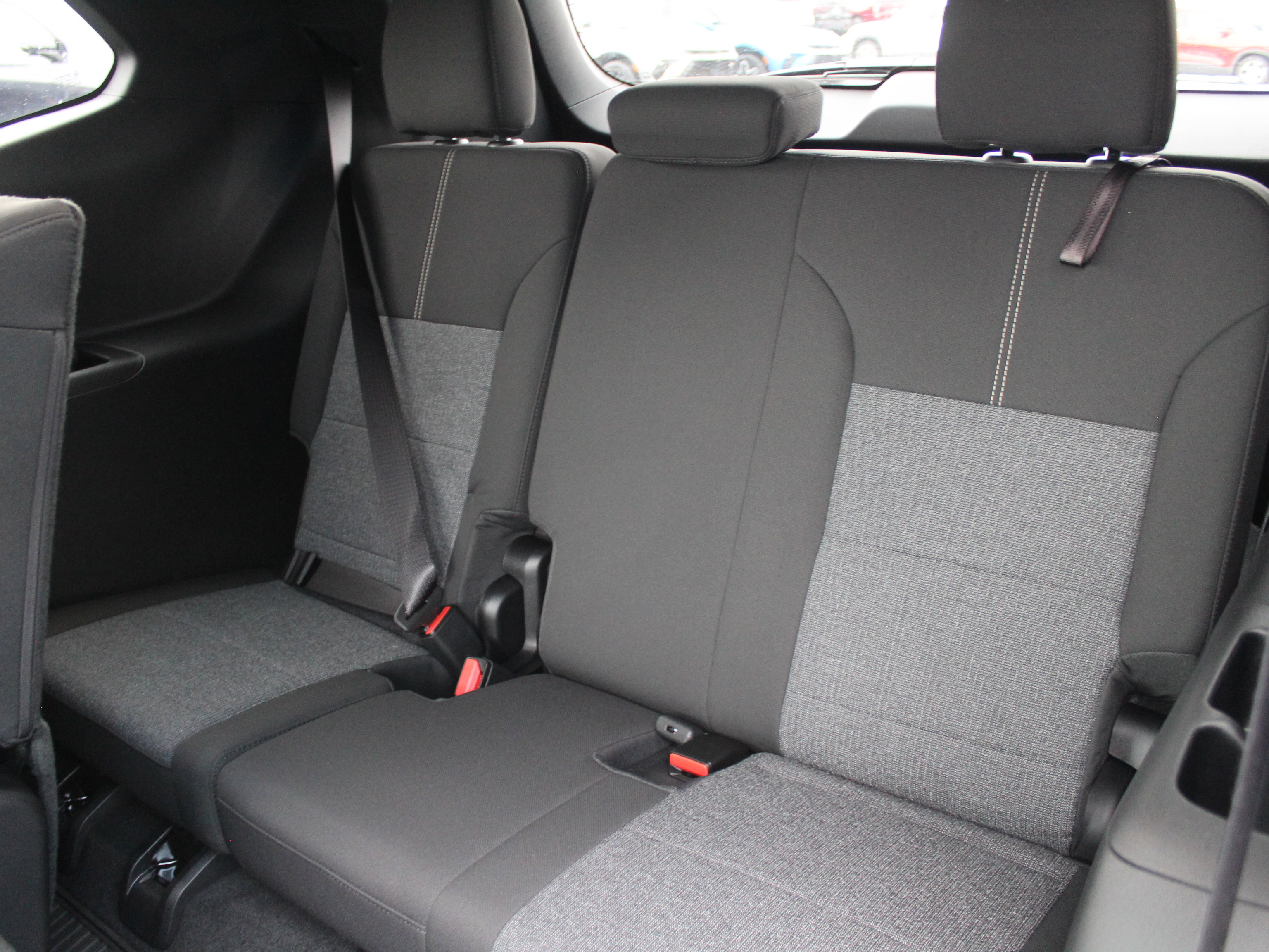 Certified 2025 GMC Acadia Elevation w/ LPO, Floor Liner Package image 22