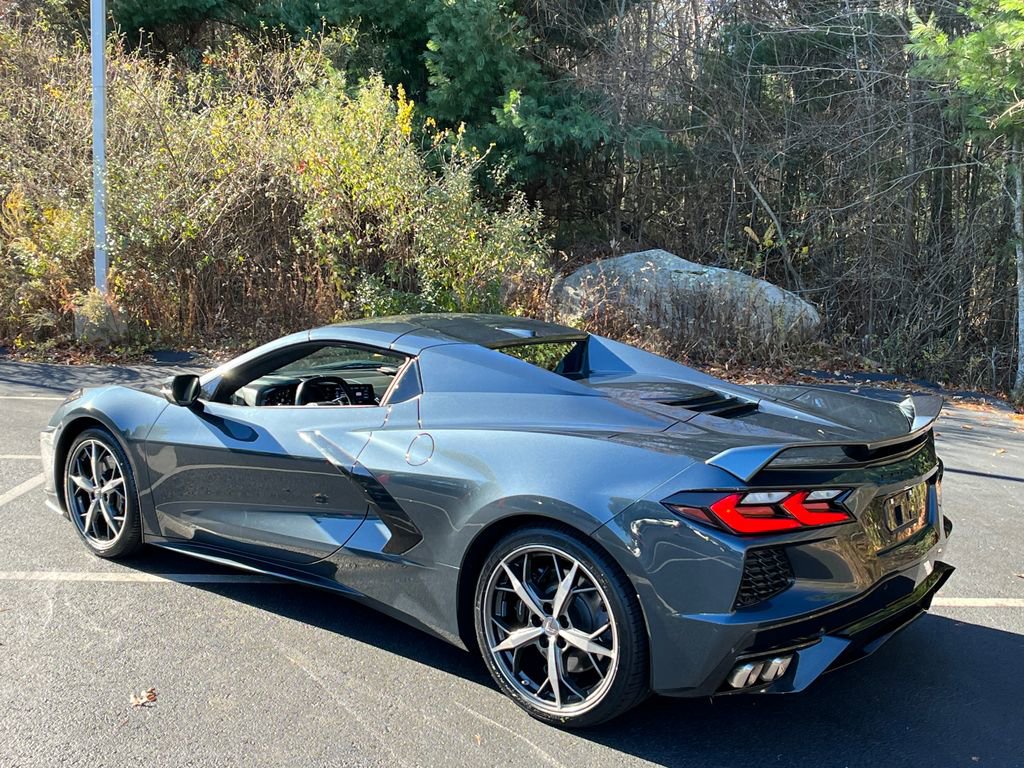 Used 2021 Chevrolet Corvette Stingray Premium Conv w/ Z51 Performance Package image 3