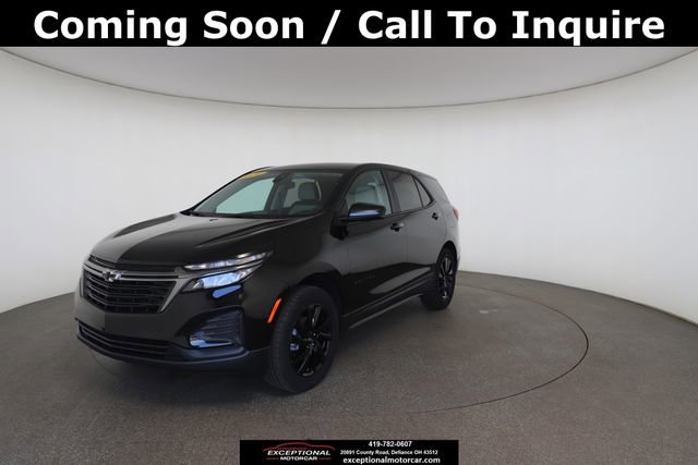 Used 2024 Chevrolet Equinox LS w/ LS Convenience Package image 2