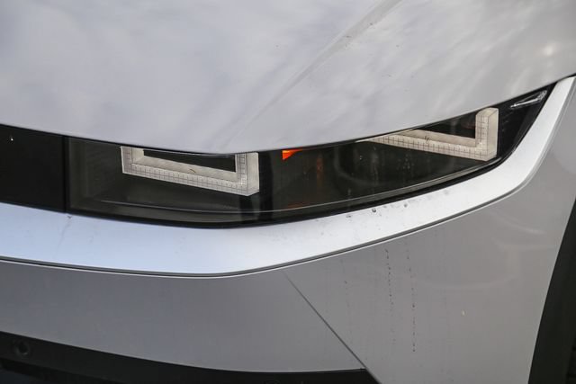 New 2026 Hyundai Ioniq 5 SEL RWD image 8