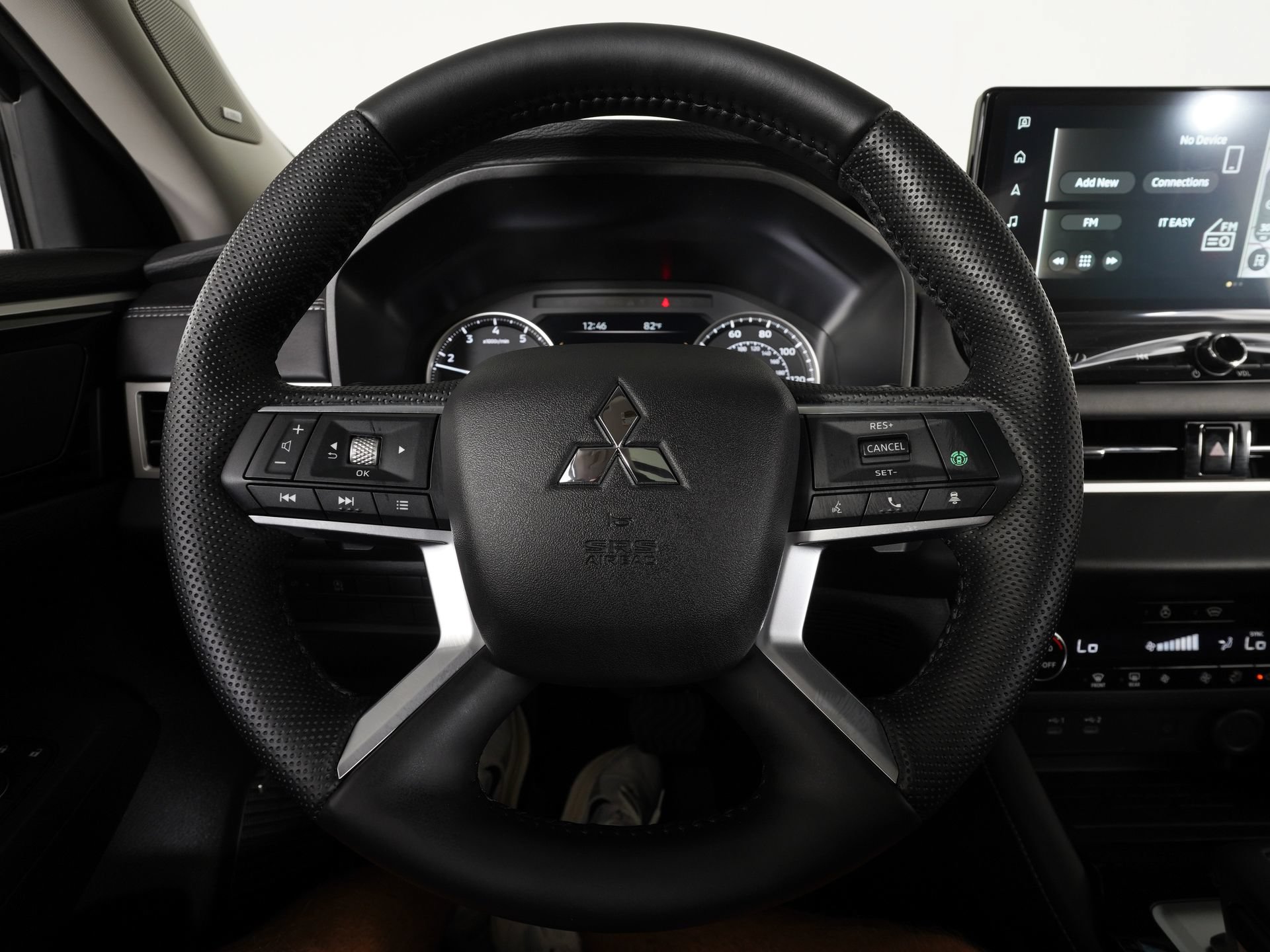 New 2026 Mitsubishi Outlander AWD image 12