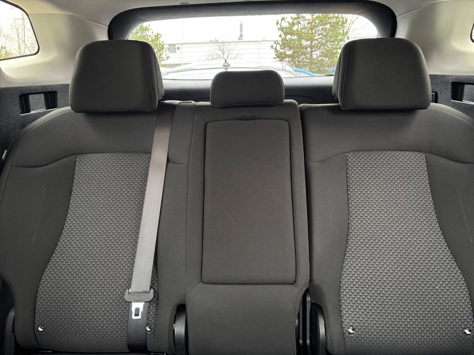 Used 2025 Kia Sportage LX FWD image 38