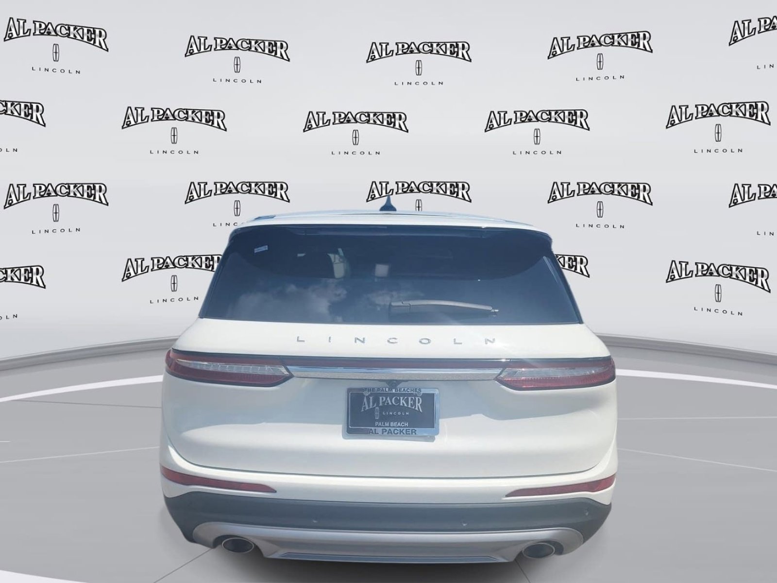 Used 2023 Lincoln Corsair FWD image 4