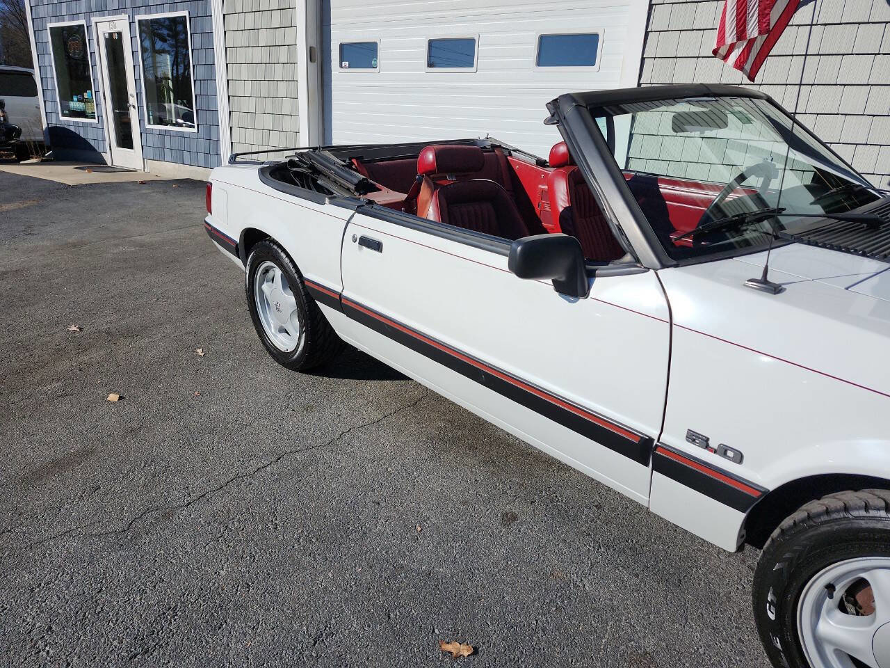 Used 1991 Ford Mustang LX image 36
