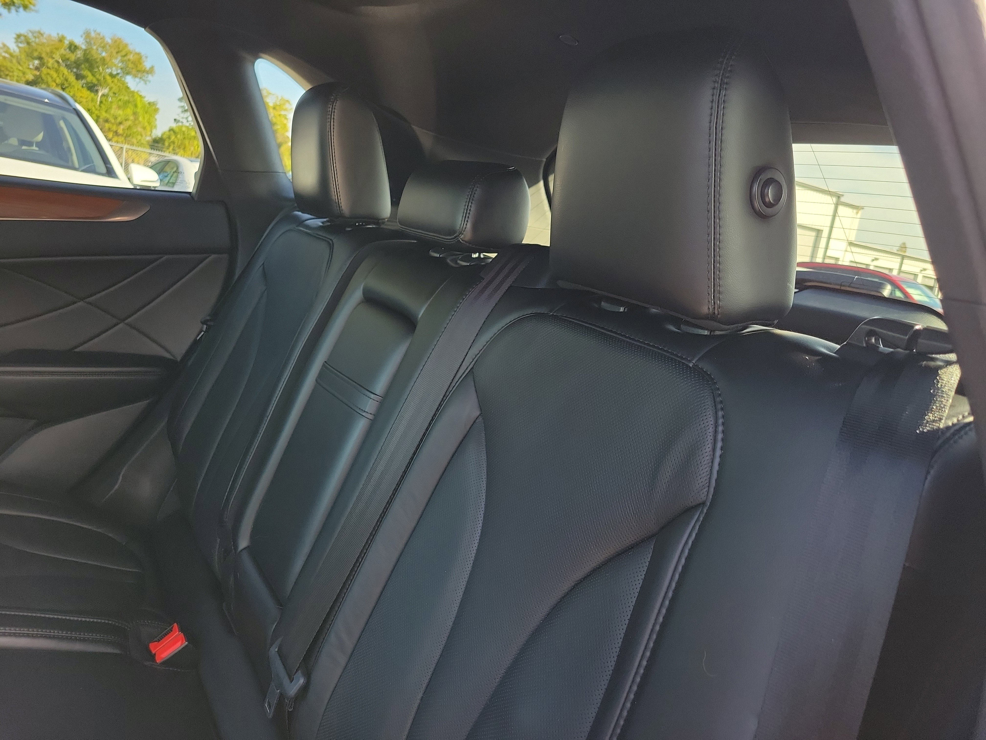 Used 2017 Lincoln MKC Reserve image 13