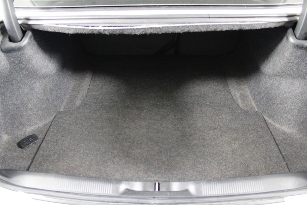 Used 2013 Dodge Charger R/T image 16