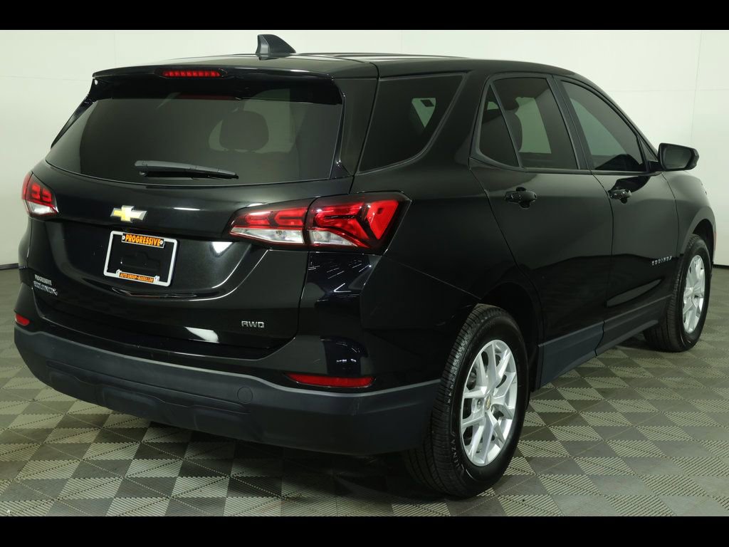 Used 2024 Chevrolet Equinox LS w/ LS Convenience Package image 14