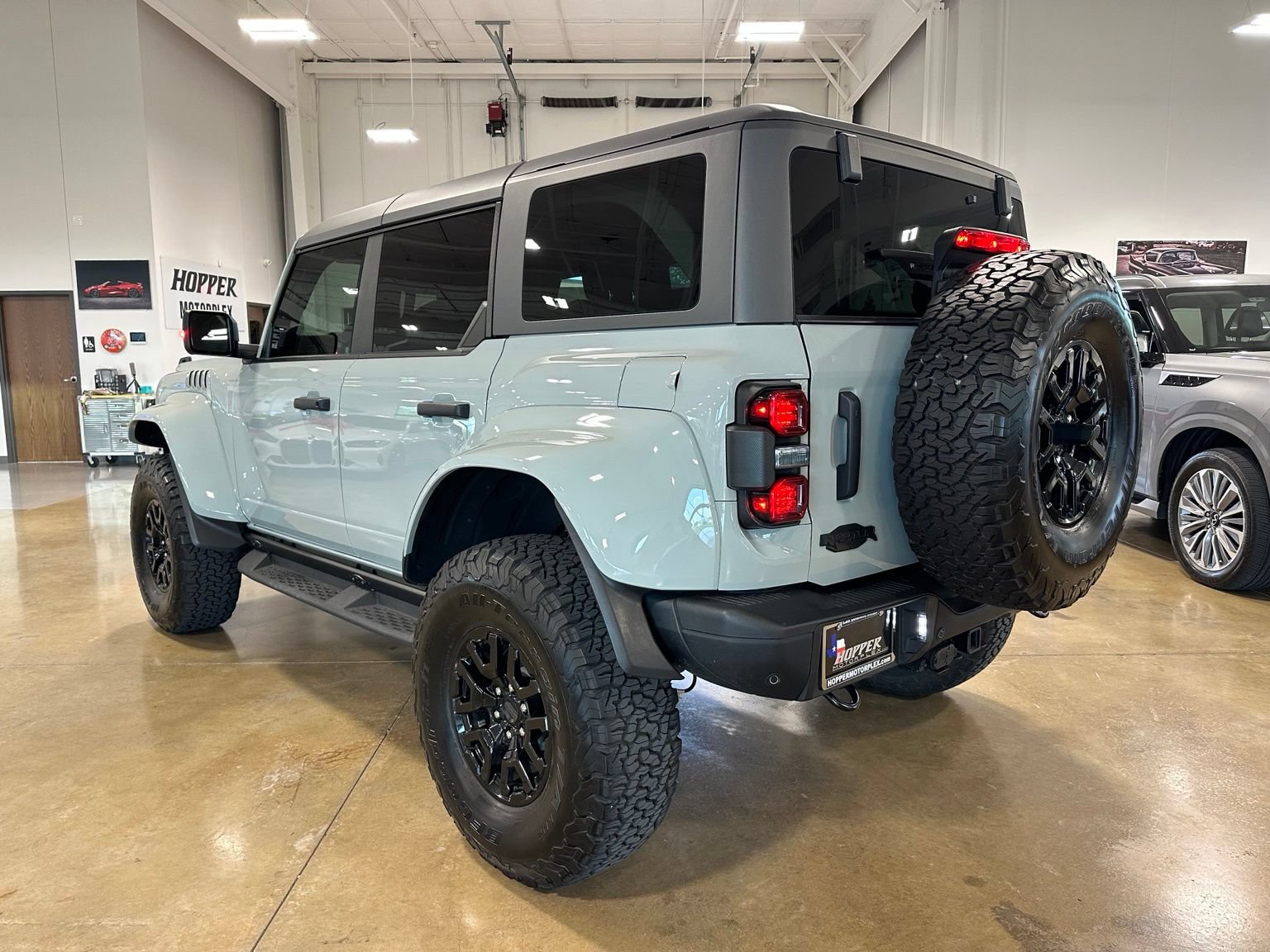 Used 2024 Ford Bronco Raptor AWD/4WD image 5