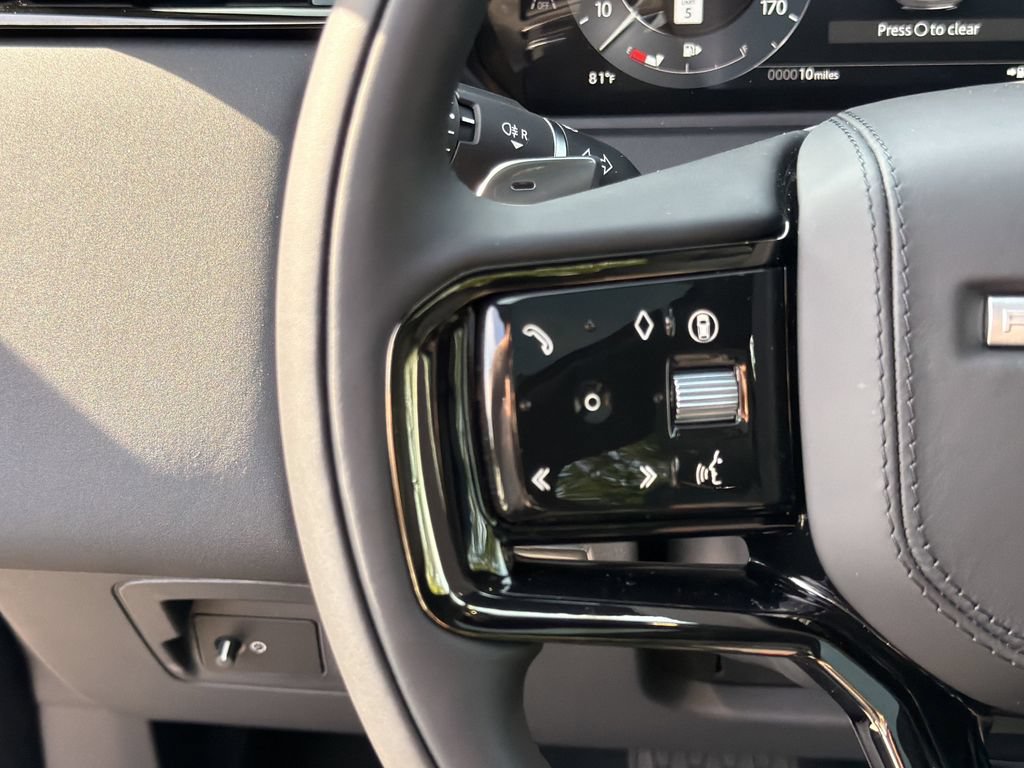 New 2026 Land Rover Range Rover Velar S AWD/4WD image 23