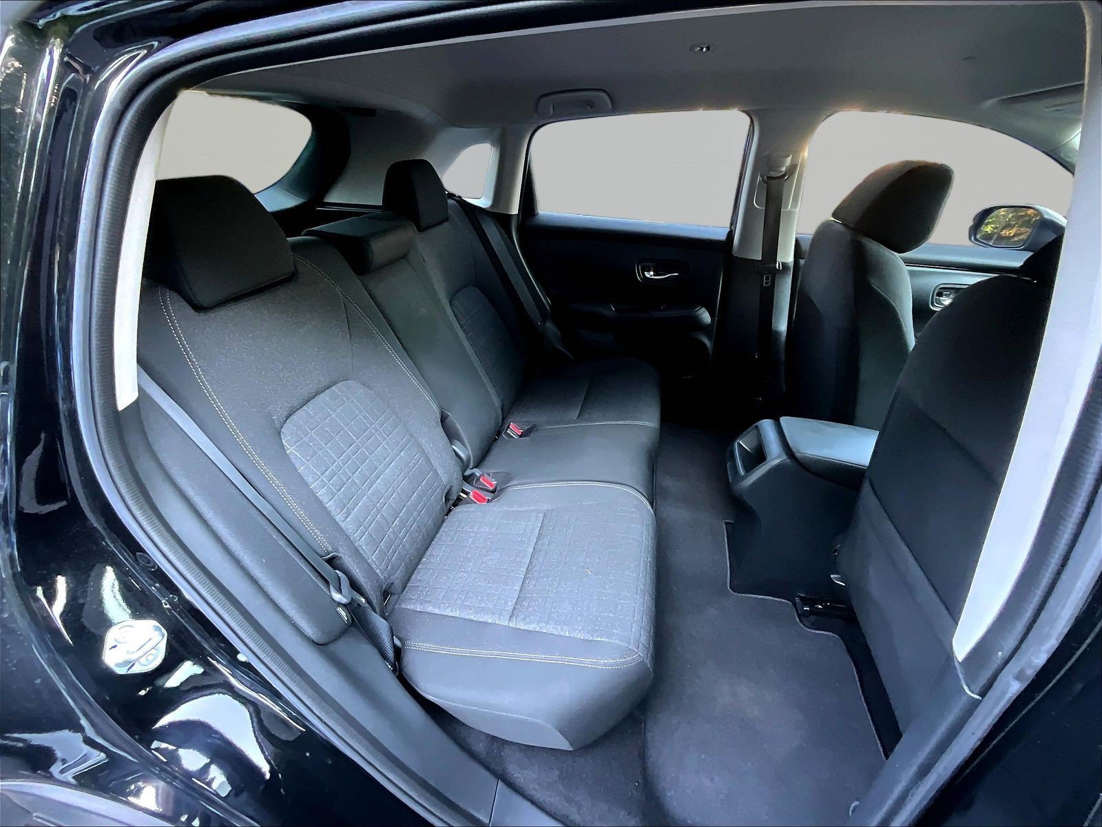 Certified 2025 Honda HR-V LX image 25