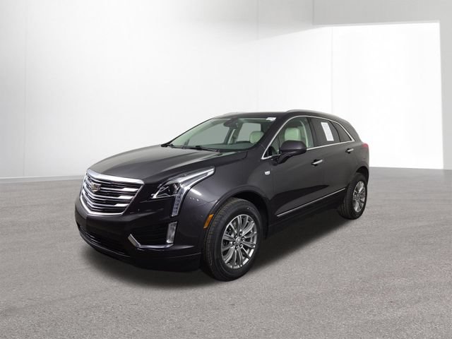 Used 2018 Cadillac XT5 Luxury w/ Driver Awareness Package FWD image 2