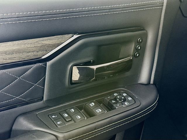 Used 2025 RAM 3500 Limited image 21