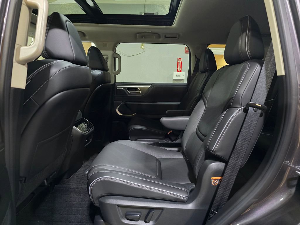 New 2025 INFINITI QX80 Luxe w/ Cargo Package image 26