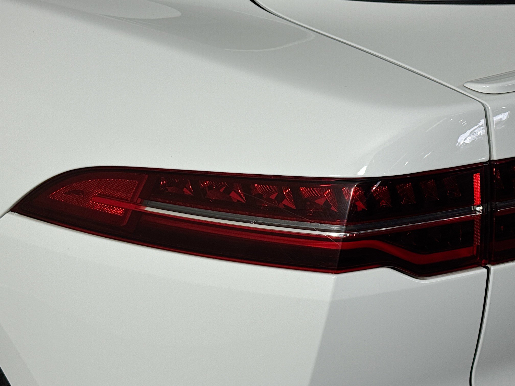 Used 2020 Jaguar I-PACE HSE image 35