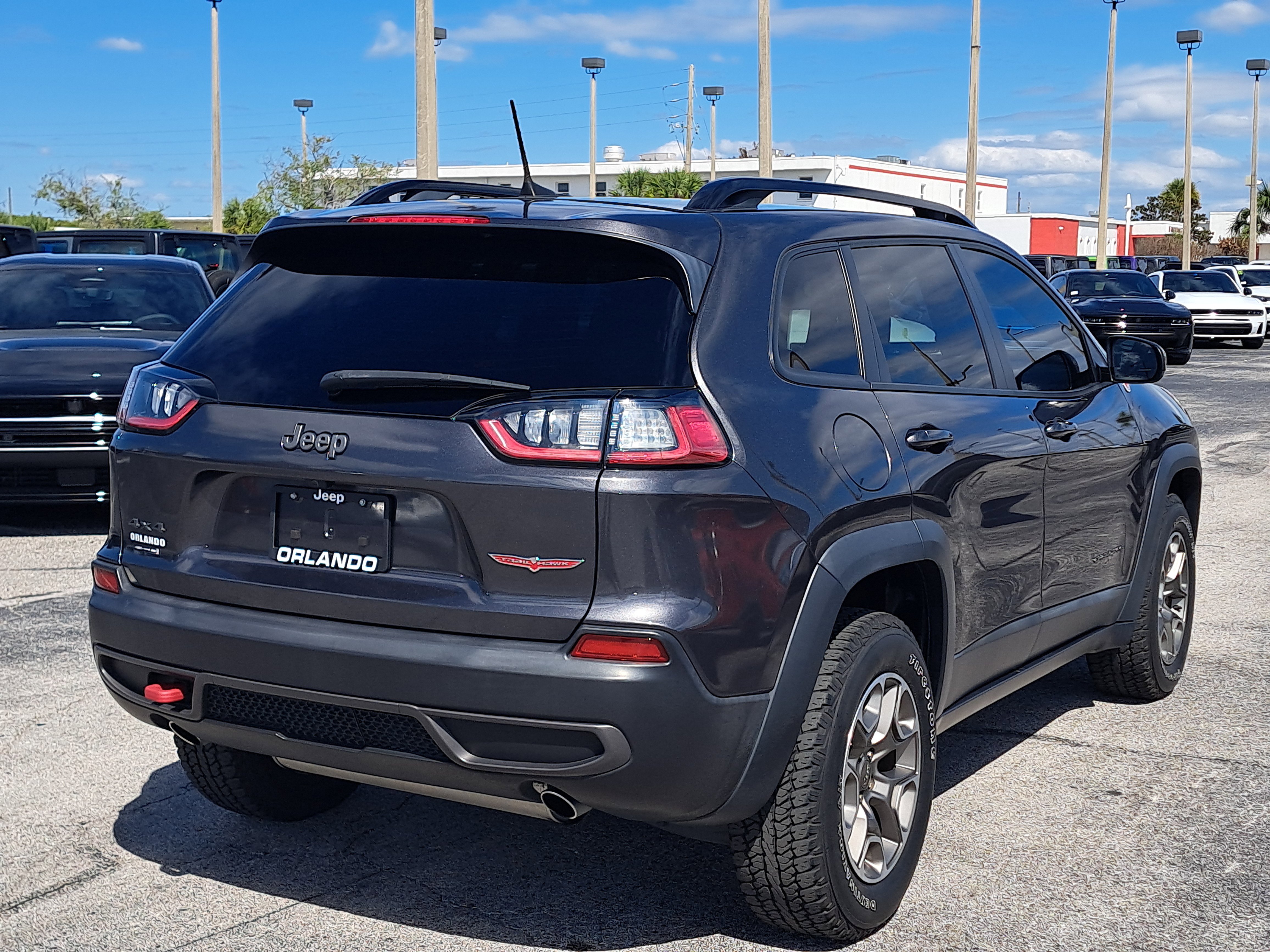 Used 2022 Jeep Cherokee Trailhawk w/ Premium Leather Package image 8