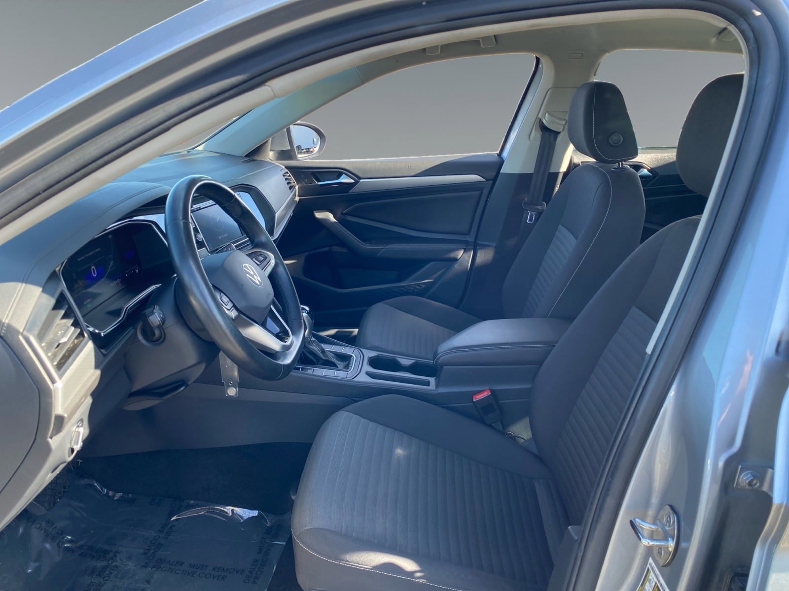 Used 2024 Volkswagen Jetta S image 9