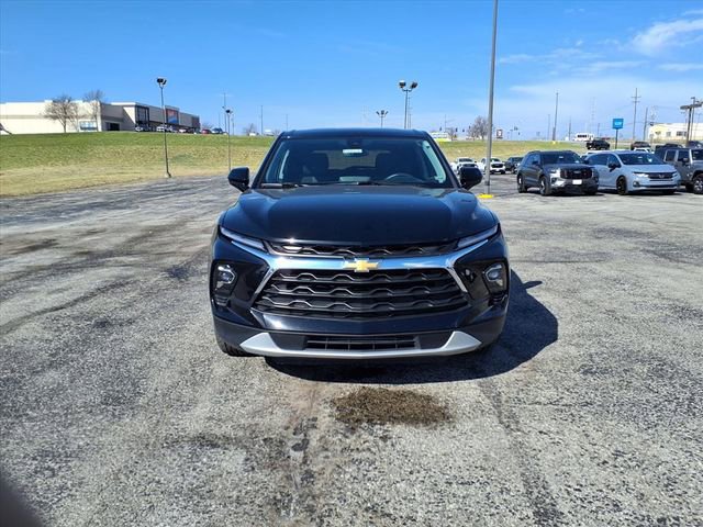 Used 2025 Chevrolet Blazer LT image 40