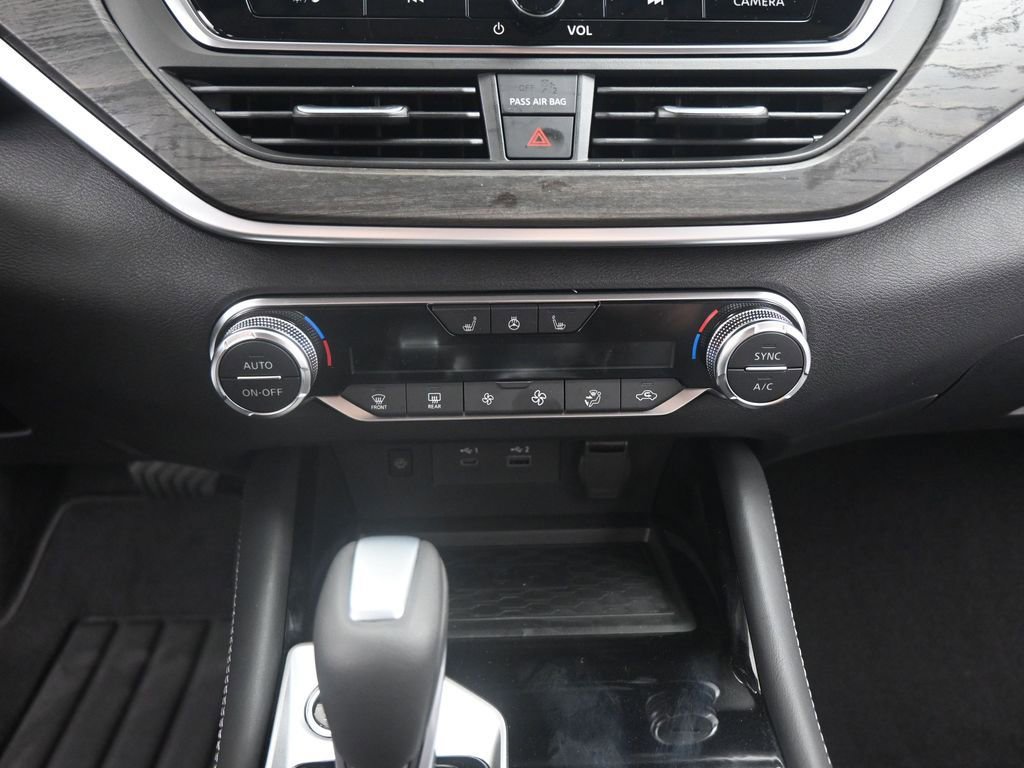 New 2025 Nissan Altima 2.5 SL image 10