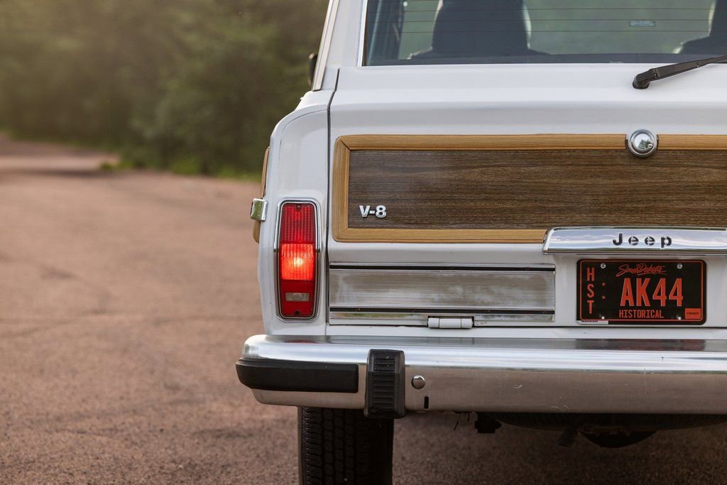 Used 1989 Jeep Grand Wagoneer AWD/4WD image 67