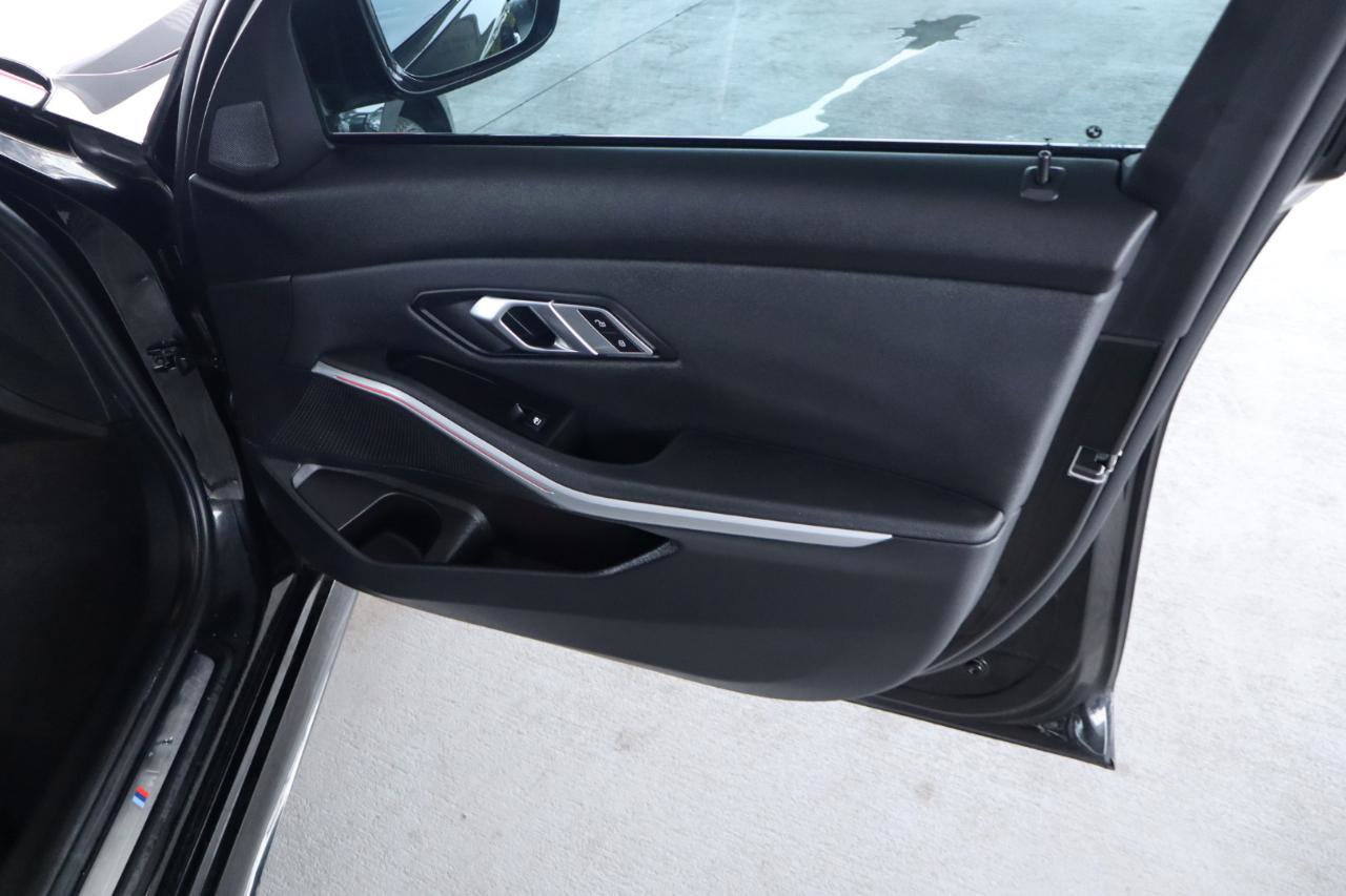Used 2020 BMW 330i Sedan w/ M Sport Package image 38