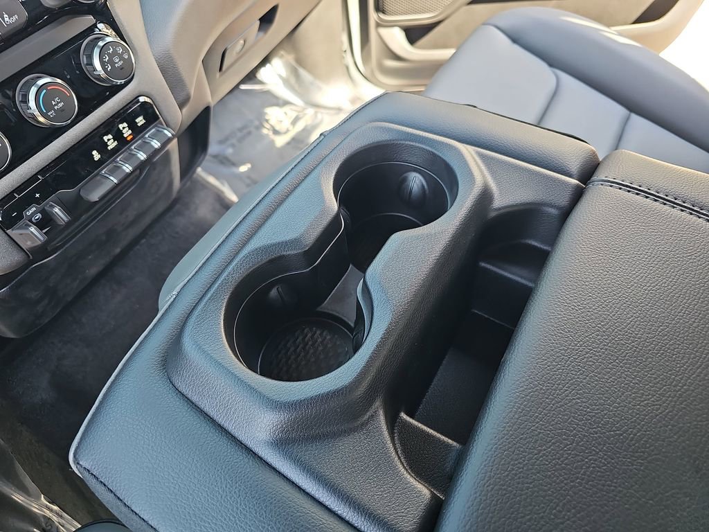 New 2026 RAM 1500 Tradesman AWD/4WD image 23