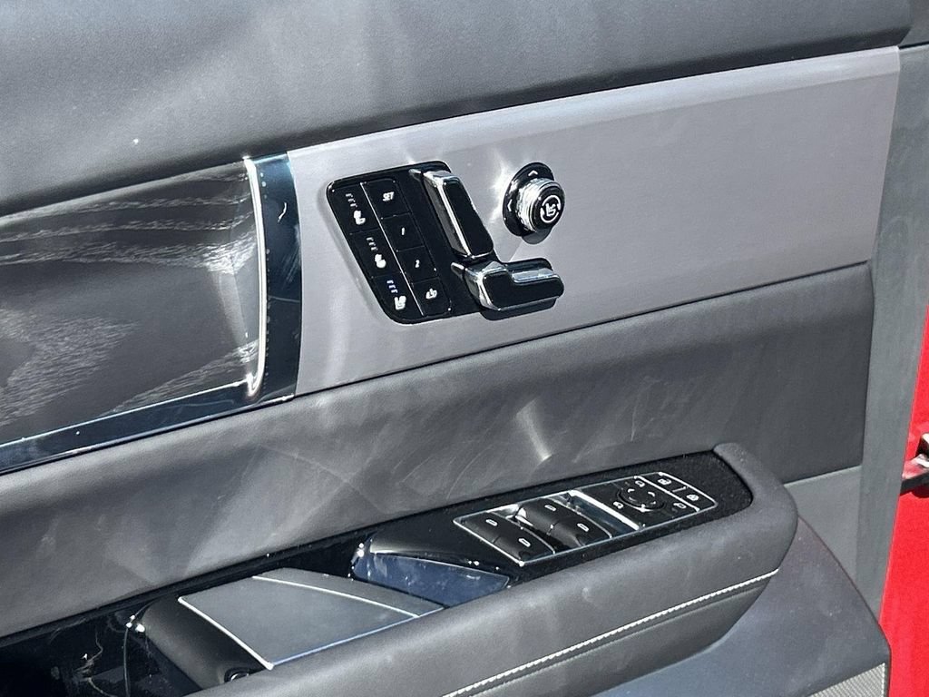 New 2026 Cadillac Vistiq Platinum AWD/4WD image 22