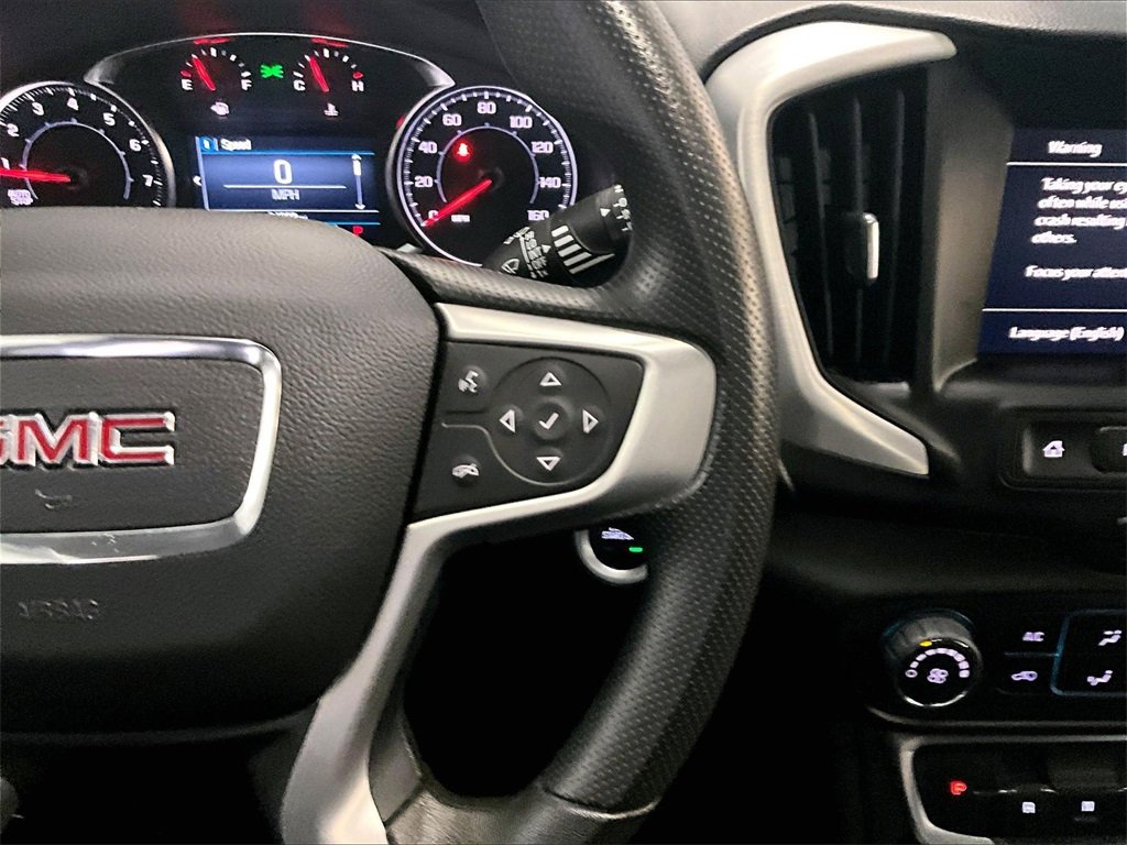Used 2024 GMC Terrain SLE image 24