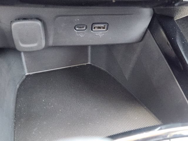Used 2024 Chevrolet Trax LT FWD image 20