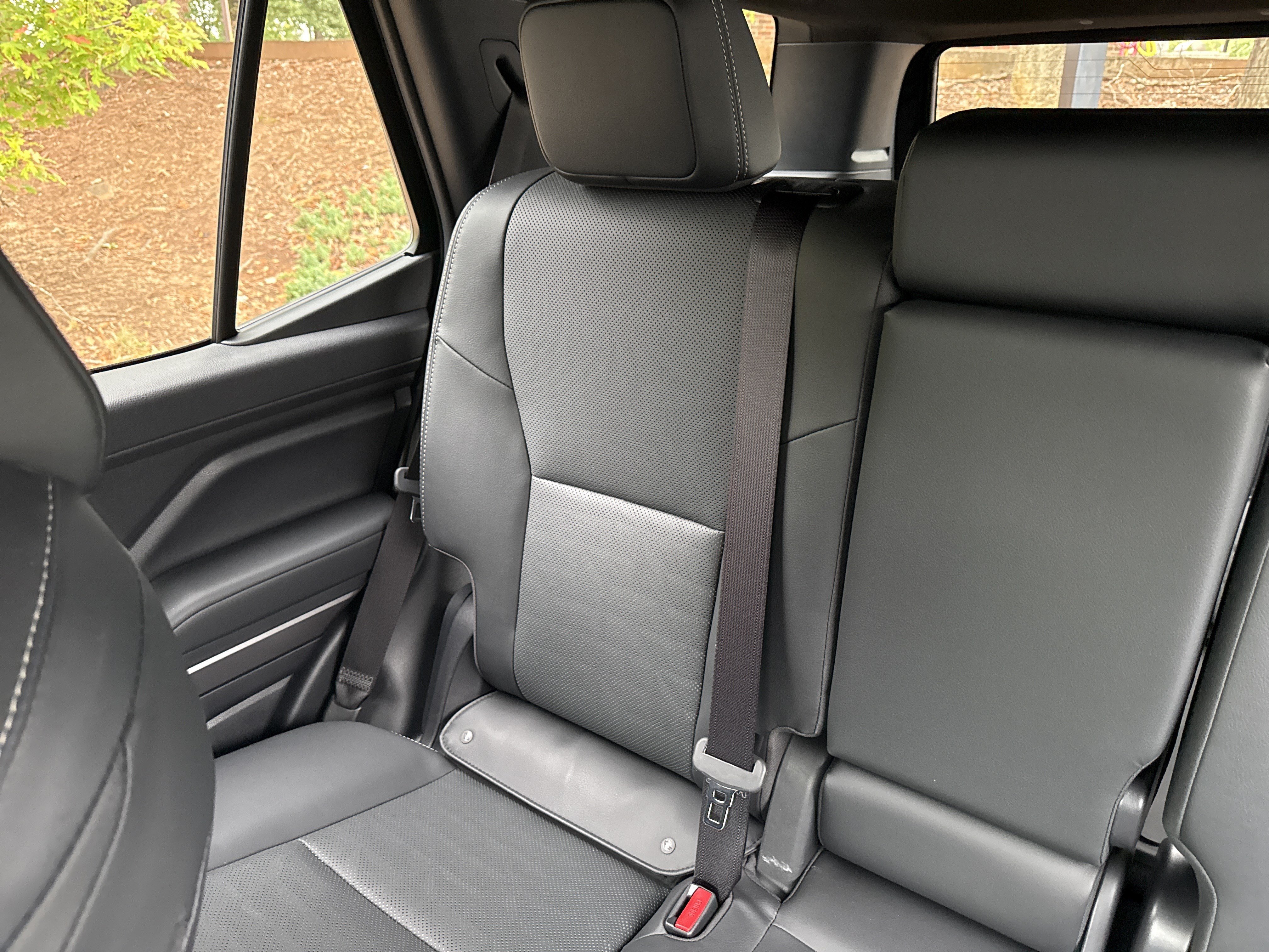 Used 2025 Toyota 4Runner TRD Off-Road Premium AWD/4WD image 31