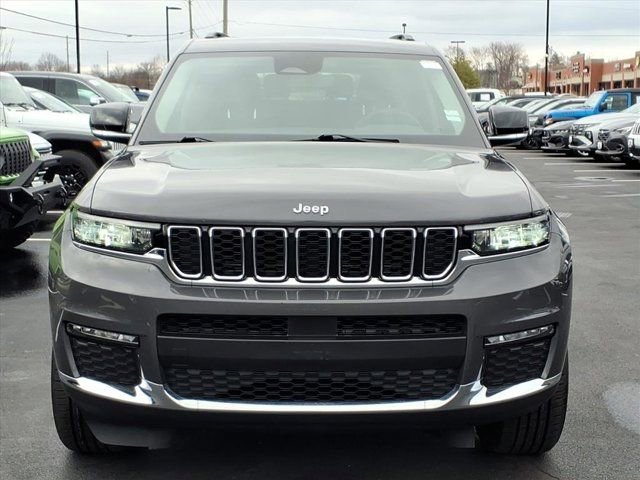 Used 2023 Jeep Grand Cherokee L Limited image 33