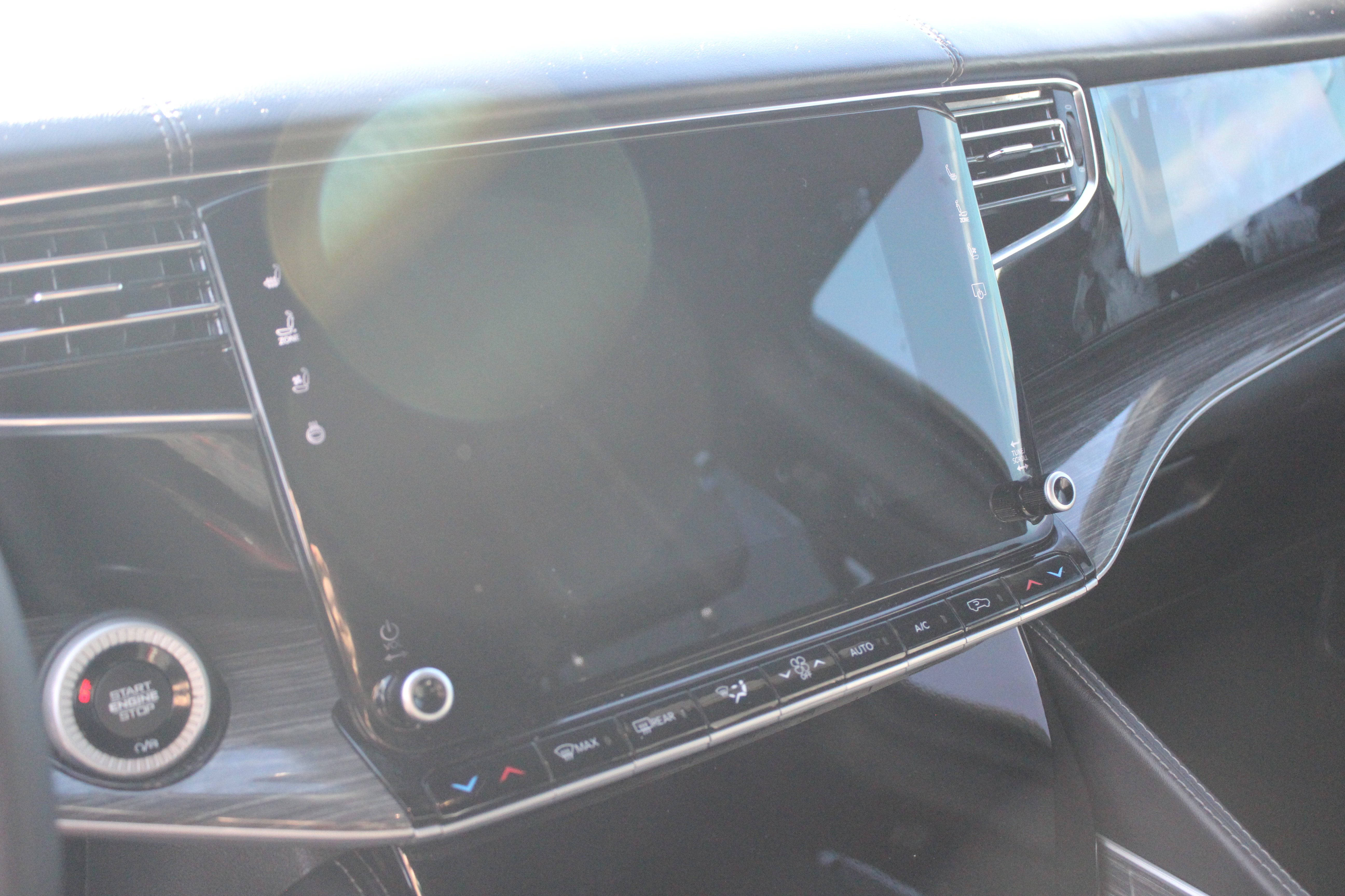 Used 2022 Jeep Wagoneer Series III w/ Convenience Group I image 22