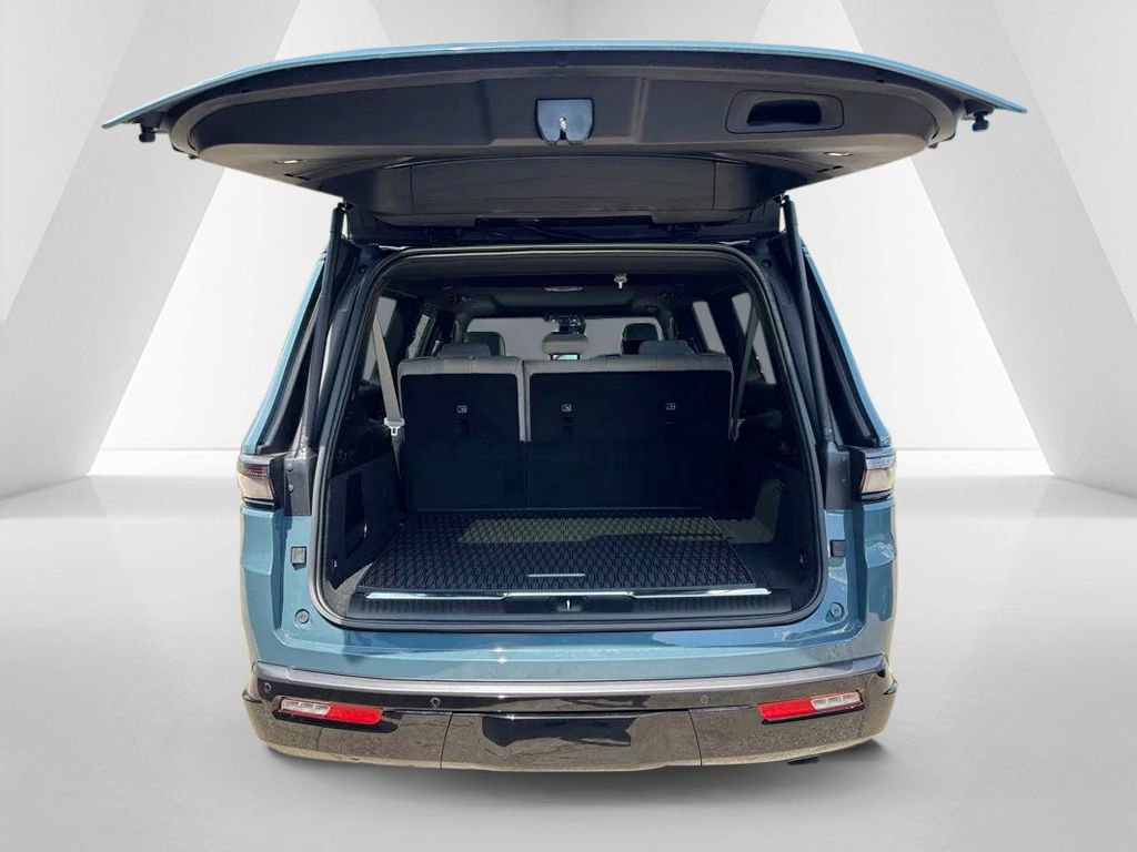 New 2026 Jeep Grand Wagoneer L Summit AWD/4WD image 43