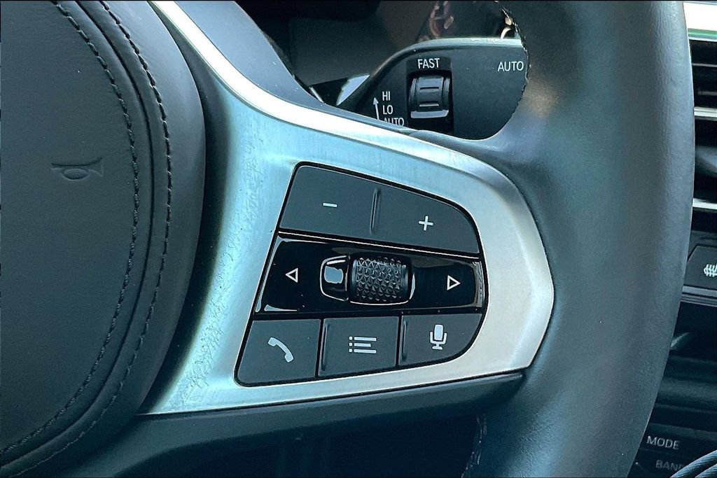 Used 2025 BMW Z4 M40i w/ Edition RWD image 11