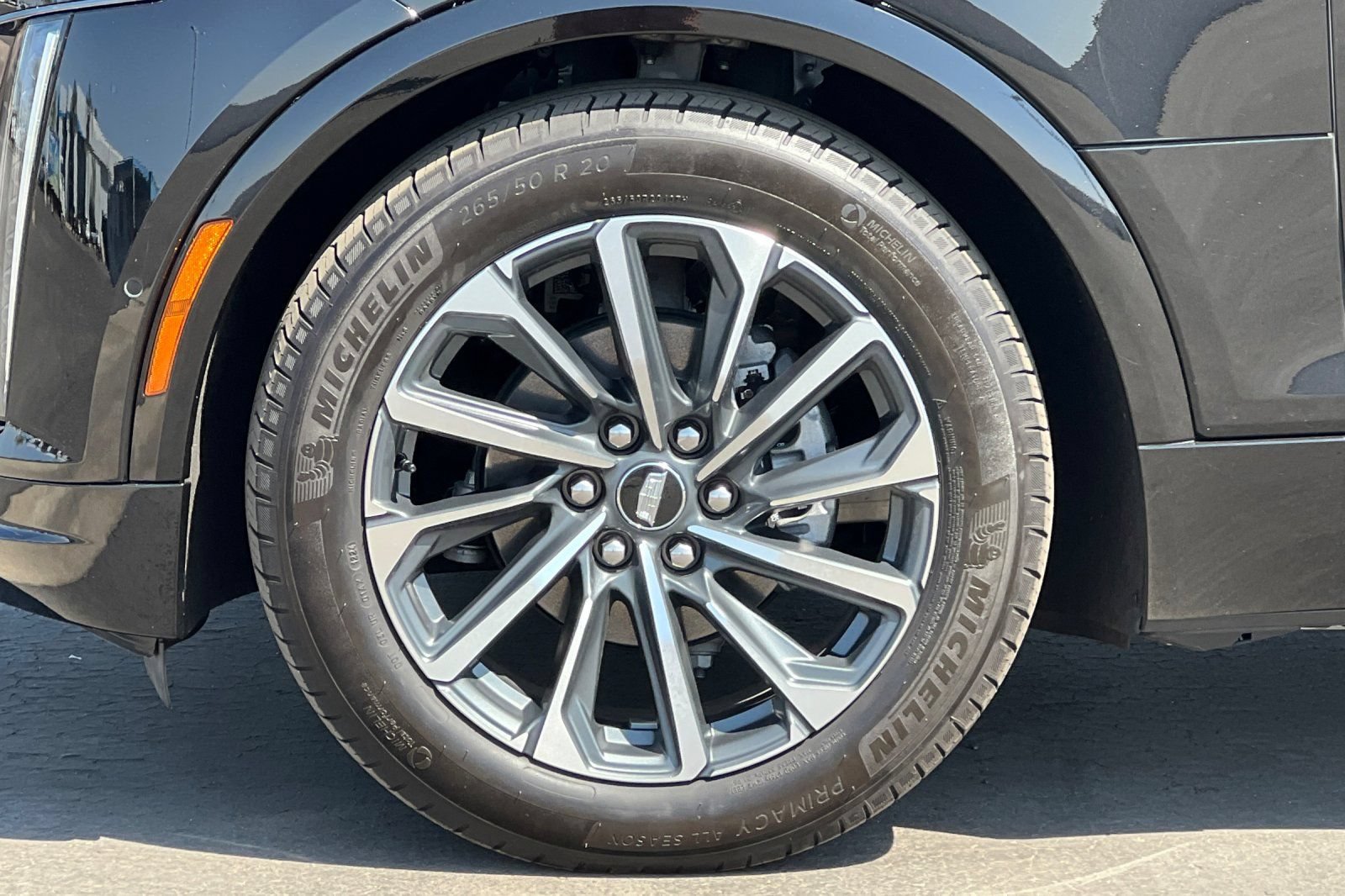 Used 2024 Cadillac Lyriq Sport RWD image 38