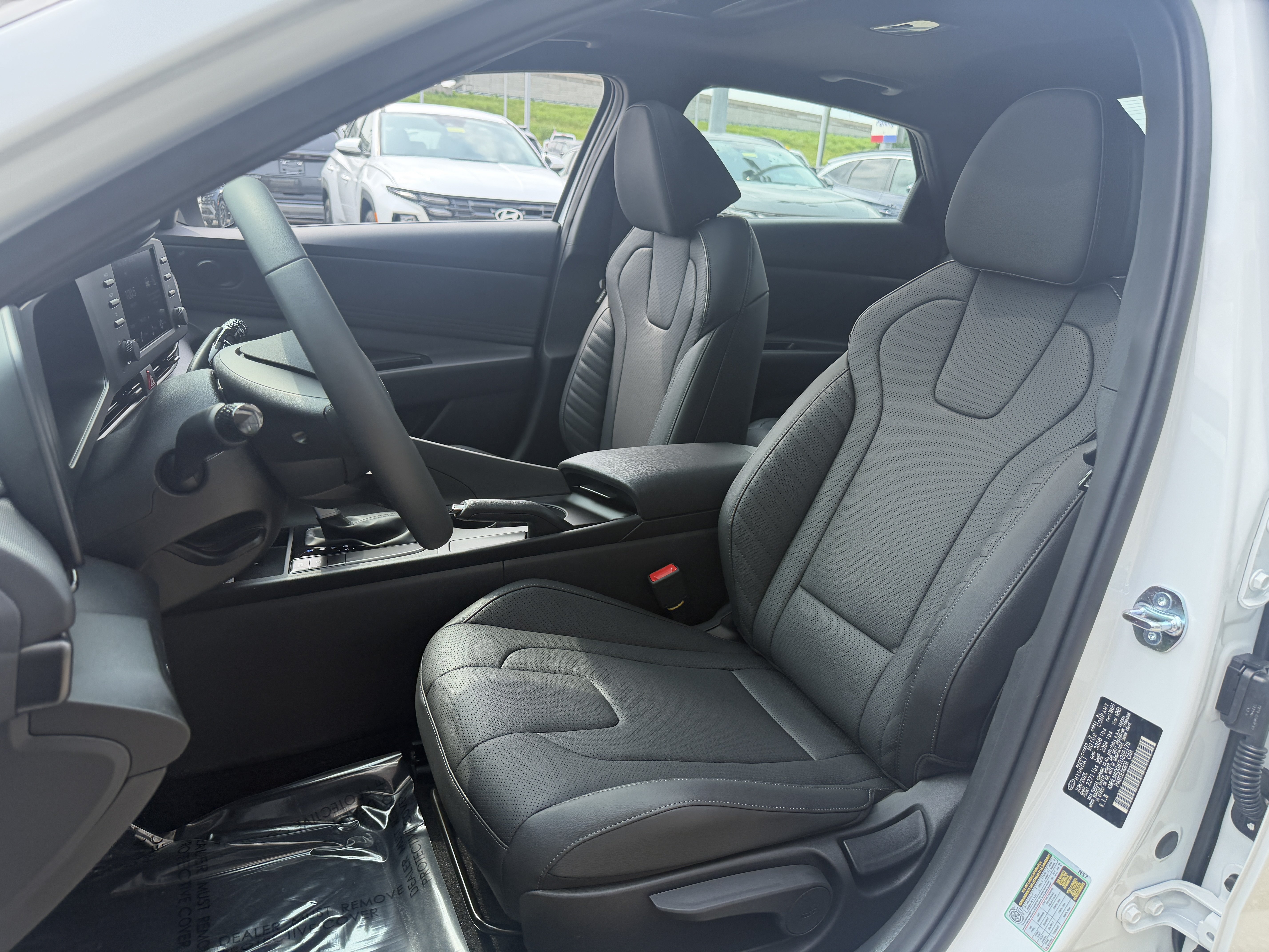 New 2026 Hyundai Elantra SEL Sport FWD image 25