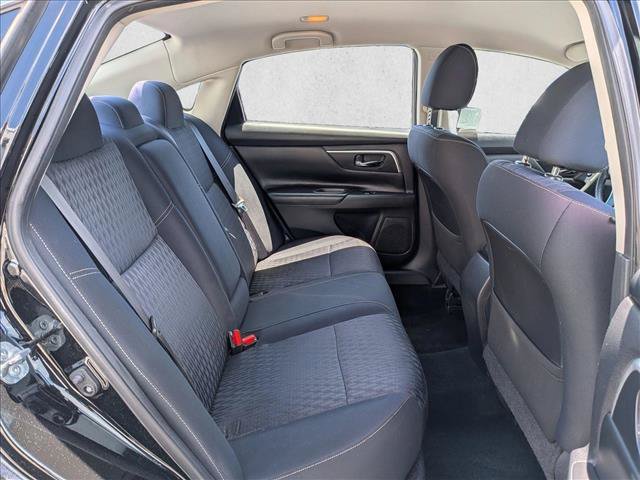 Used 2017 Nissan Altima 2.5 SV FWD image 18