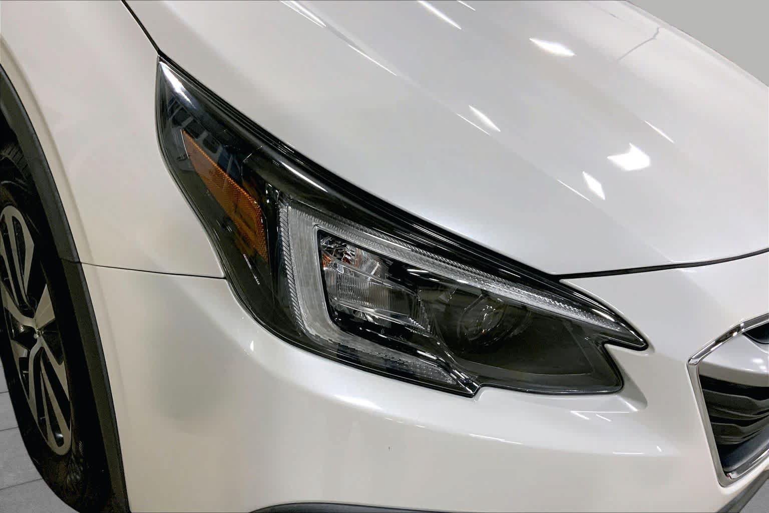 Used 2020 Subaru Outback Premium AWD/4WD image 28