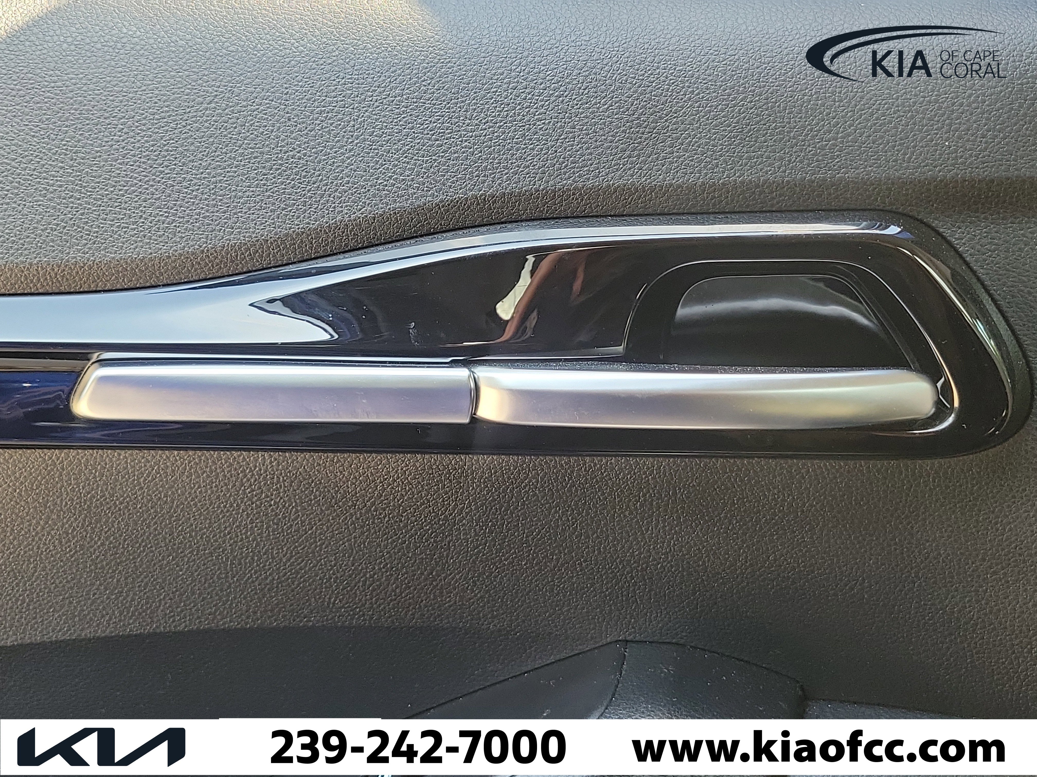 Certified 2023 Kia Seltos EX AWD/4WD image 11
