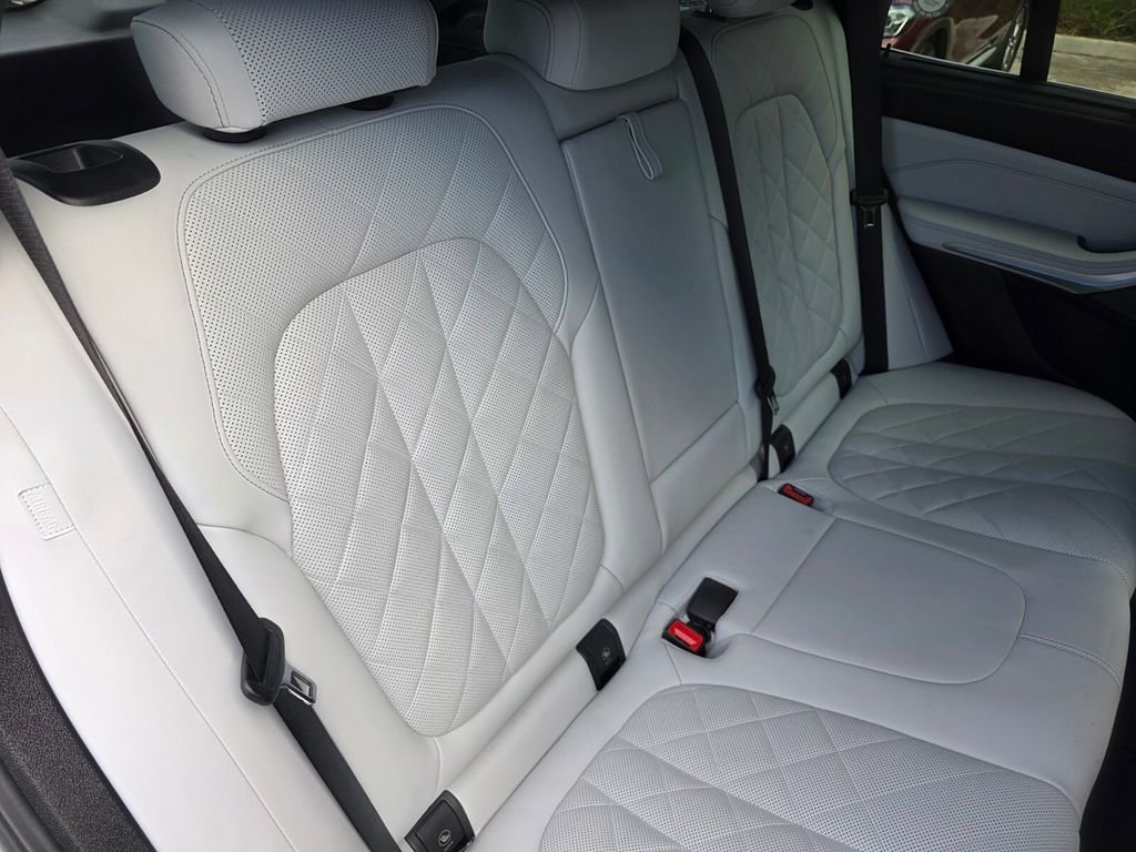 Certified 2023 BMW X5 xDrive45e w/ Executive Package AWD/4WD image 26